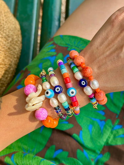 Capri – Coral & Pearl Beaded Bracelet
