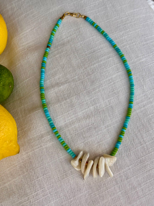 Zest – Mother of Pearl Beaded Necklace